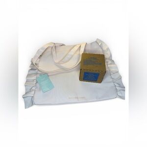 Bath & Body Works White Tote with Candle